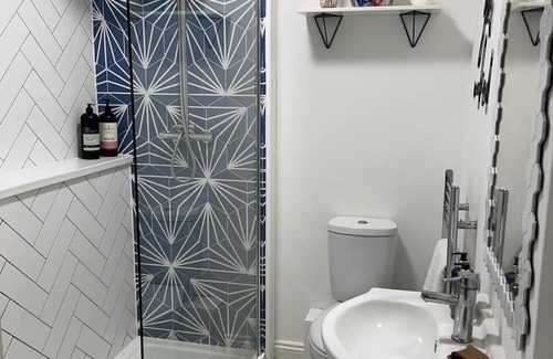 Folkestone Apartment | *New* stylish apartment in the West End of Folkestone