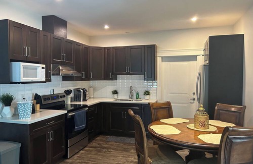 Aldergrove House | Elegant Retreat in Gated Estate