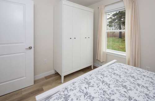 Egerton Apartment | Fossil Farms - Stay, Relax and Dine with Us