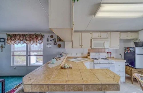 Mohave County House | Rag Proper Ranch Free WiFi and AC peaceful White Hills close to Las Vegas