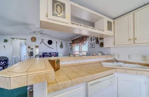 Mohave County House | Rag Proper Ranch Free WiFi and AC peaceful White Hills close to Las Vegas