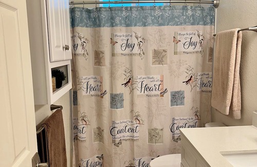 Redding Apartment | Beautifully renovated two bedroom apartment