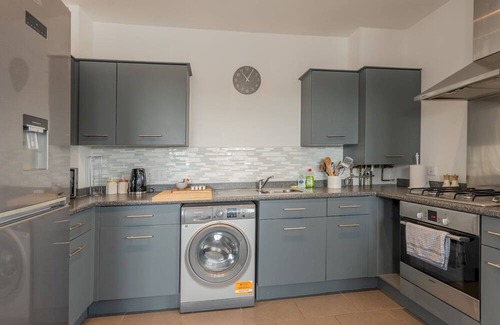 Laindon Apartment | Pass the Keys | Cosy flat