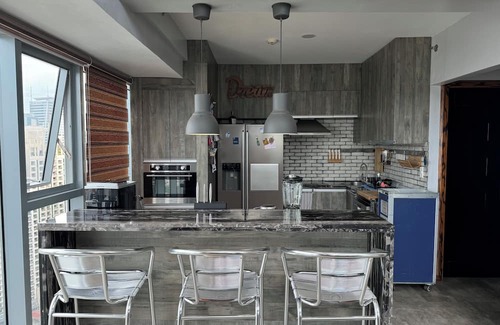 San Lorenzo Condo | 3 bedroom Lower Penthouse with Balcony at Eton Residences - Makati