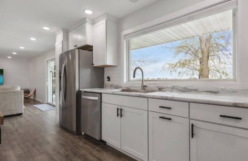 Brandt Cabin | Shady Beach Retreat at Lake Cochrane - Gary, SD