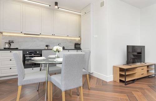 Orunia-St. Wojciech-Lipka Apartment | Unique Apartment in Gdańsk by Renters