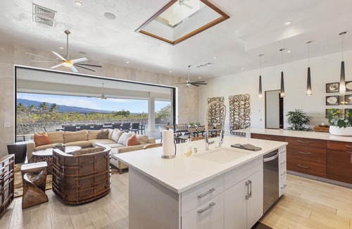 Waikoloa House | Luxury Hawaii Waterfront Villa with Pool, Hot Tub, & Gym