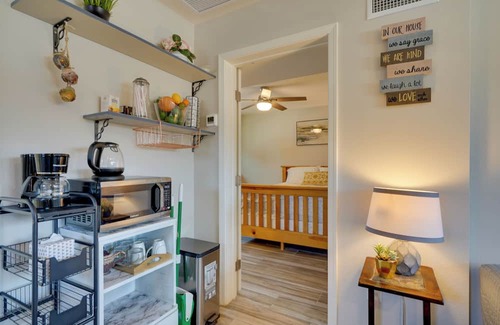 Sunset Manor Cottage | Tucson Cottage w/Courtyard & Grill - Near Hiking!