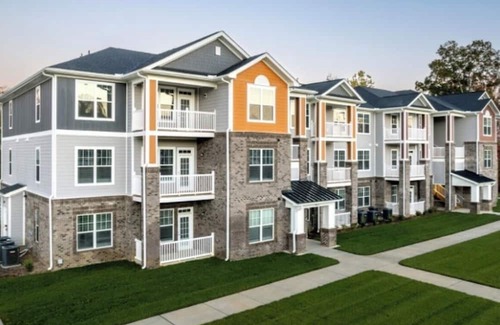 Charlotte Apartment | Cozy 1-bedroom apartment in charming Charlotte with, WiFi , Netflix