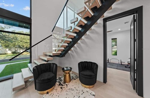 Virginia Park Villa | $5M Modern 7-BR Pool Mansion, Spa, Rooftop Bar