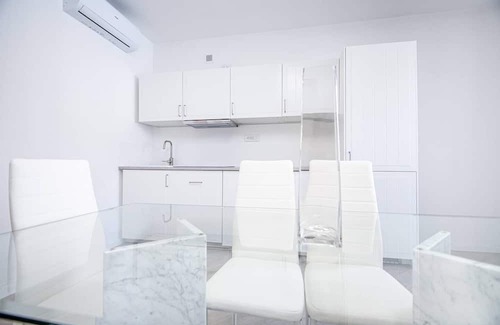 Osimo Apartment | Diva Suite 1