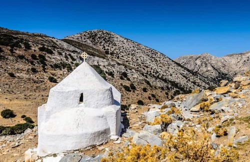 Agios Prokopios Apartment | Comfortable 1BR Suite near Agios Prokopios Beach