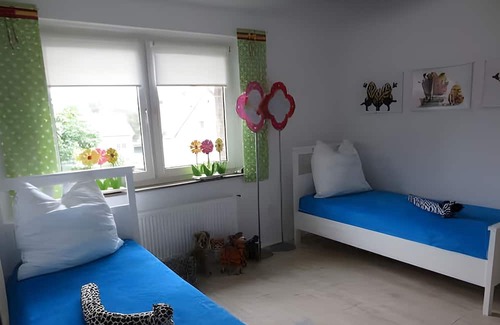 Hagenburg Apartment | Apartment 'Ferienwohnung Frangipani' with Balcony and Wi-Fi