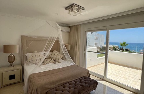 Casares del Mar House | Beach Penthouse Casares Costa, Estepona