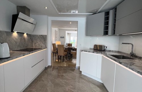 Casares del Mar House | Beach Penthouse Casares Costa, Estepona