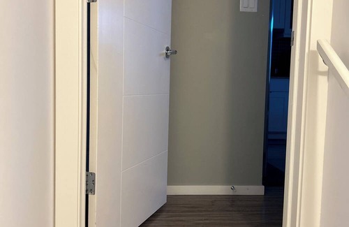 Lethbridge House | Cozy, safe, quiet suite less than 5 mins away from Uni. of Lethbridge
