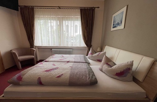 Minheim Hotel | Hotel zur Mosel
