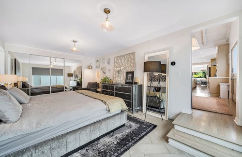 El Segundo House | Spend the summer near in Manhattan Beach!