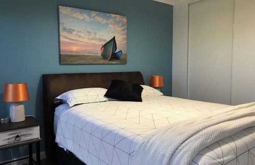 Waggrakine Apartment | Sunset Haven Private & Relaxing Retreat in Rural Location 10mins from the city.