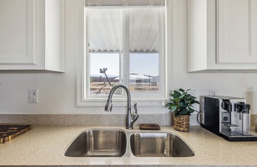 Yucca Valley House | David Rosenblum - 2848 Harmony Rd Yucca Valley CA 92284