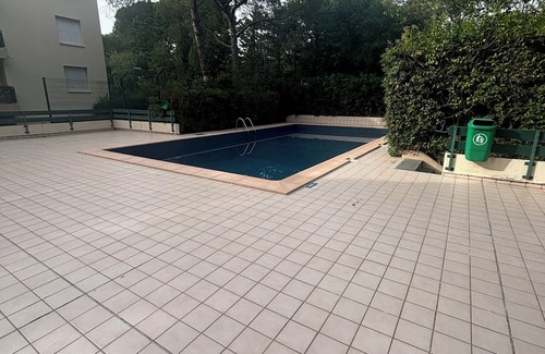 Aiguelongue Apartment | T2 with pool