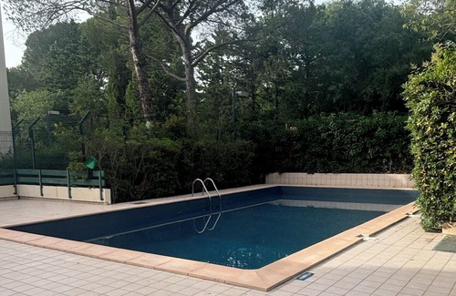 Aiguelongue Apartment | T2 with pool
