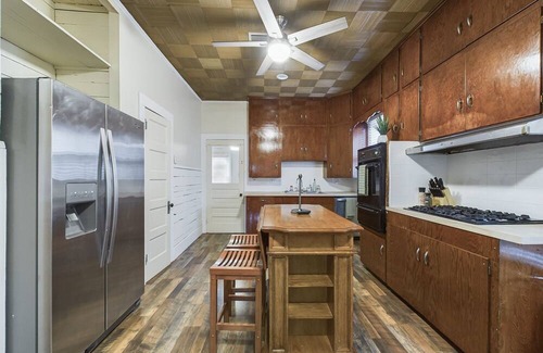 Downtown House | Historic Greenhouse! Downtown Lafayette!