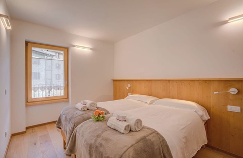 Santa Lucia Apartment | Braulio Alpinbike - One Bedroom Apartment, Sleeps 4