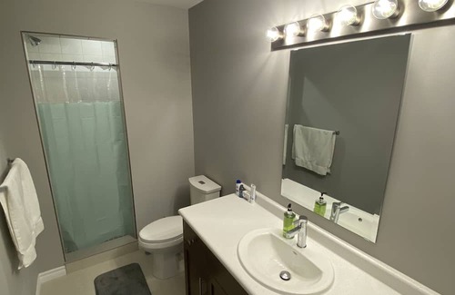 Kitchener House | Entire Home in Kitchener