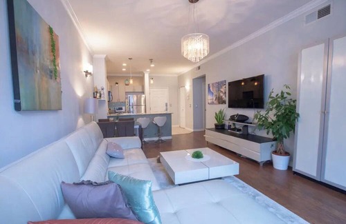 Cortez Hill Condo | DownTown Condo near Little Italy with parking: walking distance to everything!
