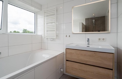 Hensbroek House | Beautiful holiday home near Alkmaar