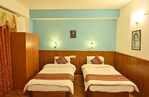Pelling Hotel | Pemaling Residency Pelling