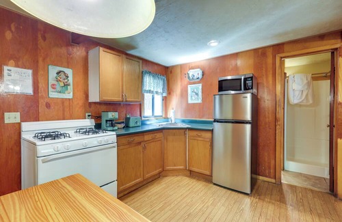 Sedona Cabin | Pet-Friendly Sedona Cabin w/On-Site Creek Access!
