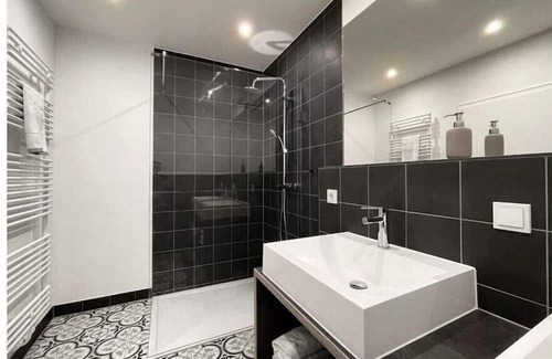 Merl House | Luxury holiday apartment Villa Burglay