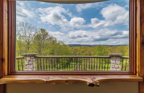 New Paltz Other | Cozy Castle in the Hudson Valley. Perfect for a fairytale getaway!