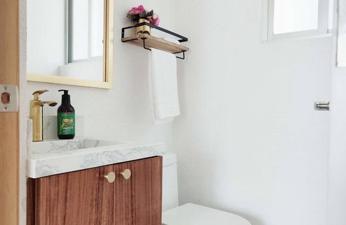 Escandon Apartment | Beautiful Apt steps to Condesa. 4Beds +Parking