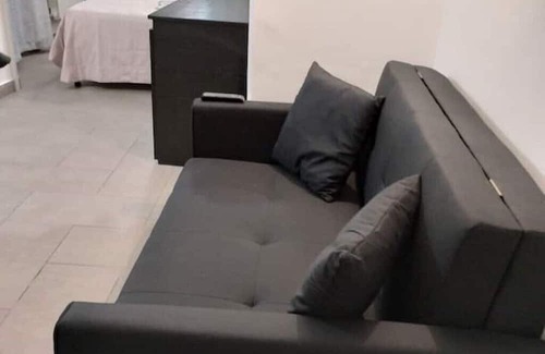 Mili San Pietro Apartment | La Camera nel Villaggio Vicina al Polo San Filippo Sede di Concerti a Messina