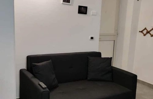 Mili San Pietro Apartment | La Camera nel Villaggio Vicina al Polo San Filippo Sede di Concerti a Messina