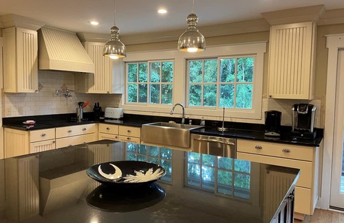 Heritage Woods House | Come stay at this tranquil house for unbelievable golf views!