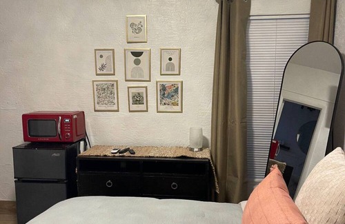 Kingston House | Dreams do come true in our Enchanted Escape located minutes from Daytona Beach