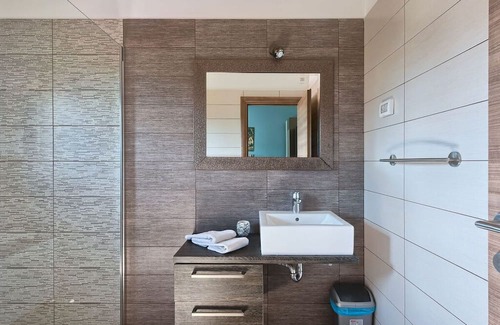 Rojnici Villa | Amber Comfortable holiday residence