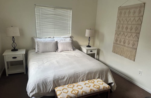 Lower State Condo | Stylish condo 5 minute walk to Funk Zone, Beach and Down Town Santa Barbara!