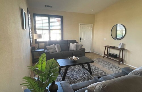 Palmdale House | Workation Paradise: Perfect 3 br getaway for work and play