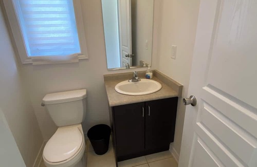 Oakville House | Simple 4 Bedroom House Oakville