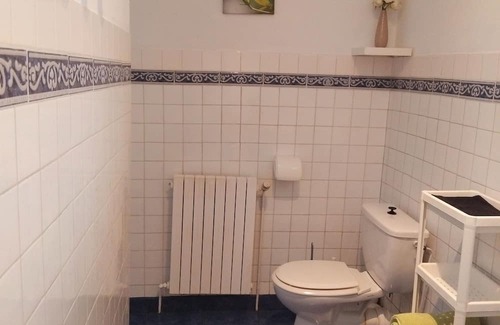 Huelgoat Apartment | Le Nid du Centre, apartment in the heart of Huelgoat, all within walking distance
