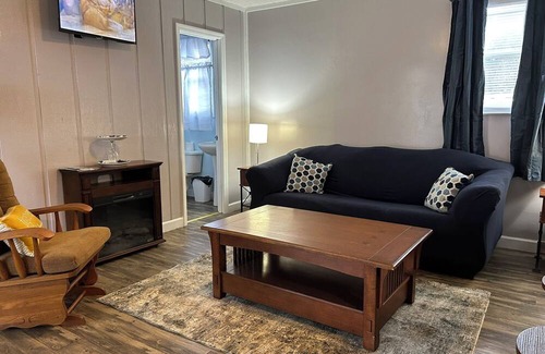 Santee Cabin | Your Cozy Retreat Lake Getaway