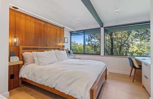 San Anselmo House | Stunning Hilltop Home with Views, Pool and Spa