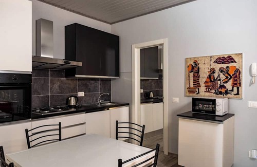 Piazza Apartment | Homerez - Apt in Mondovì Piazza