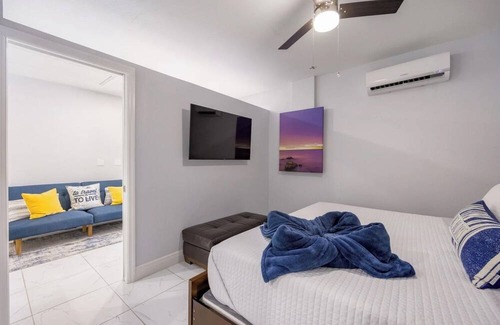 Centennial Apartment | Modern New DreamSpace minutes away from great entertainment!!