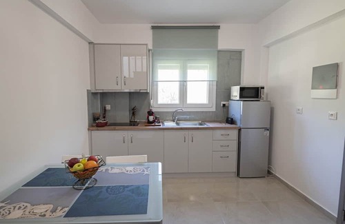 Elia Apartment | Petra Apartment Gaia by RentalsPro